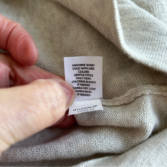 J. Jill Heather Beige Lightweight V-Neck Tunic Knit Cardigan - Picture 10 of 14